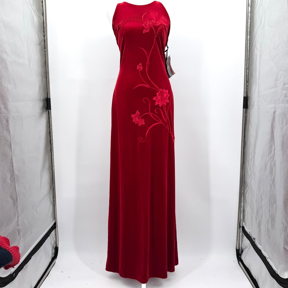 Vintage Y2K Reggio Red Velvet Floral Embroidered Beaded Gown Open Back Dress